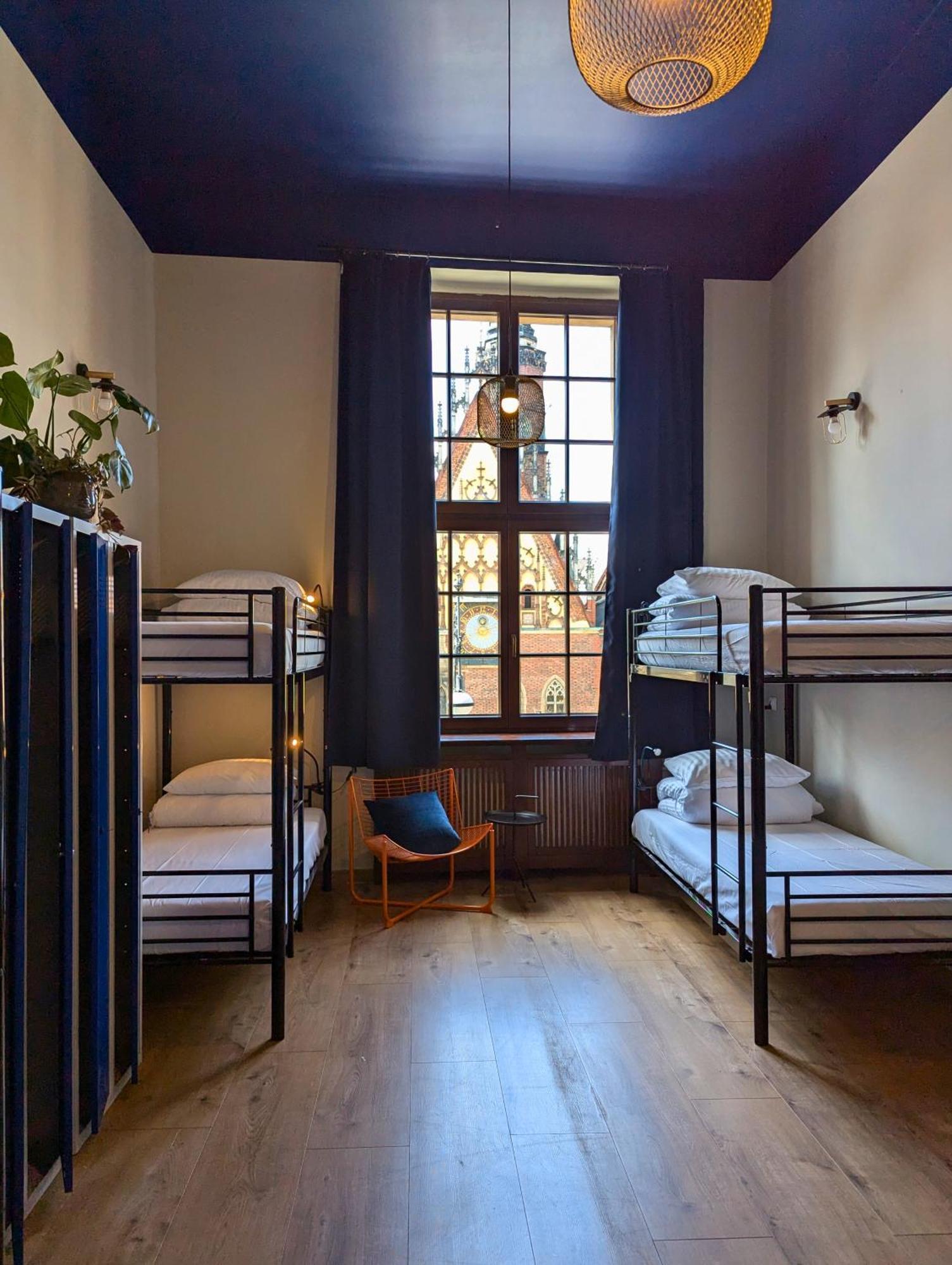 Rynek 30 Hostel Вроцлав Екстер'єр фото