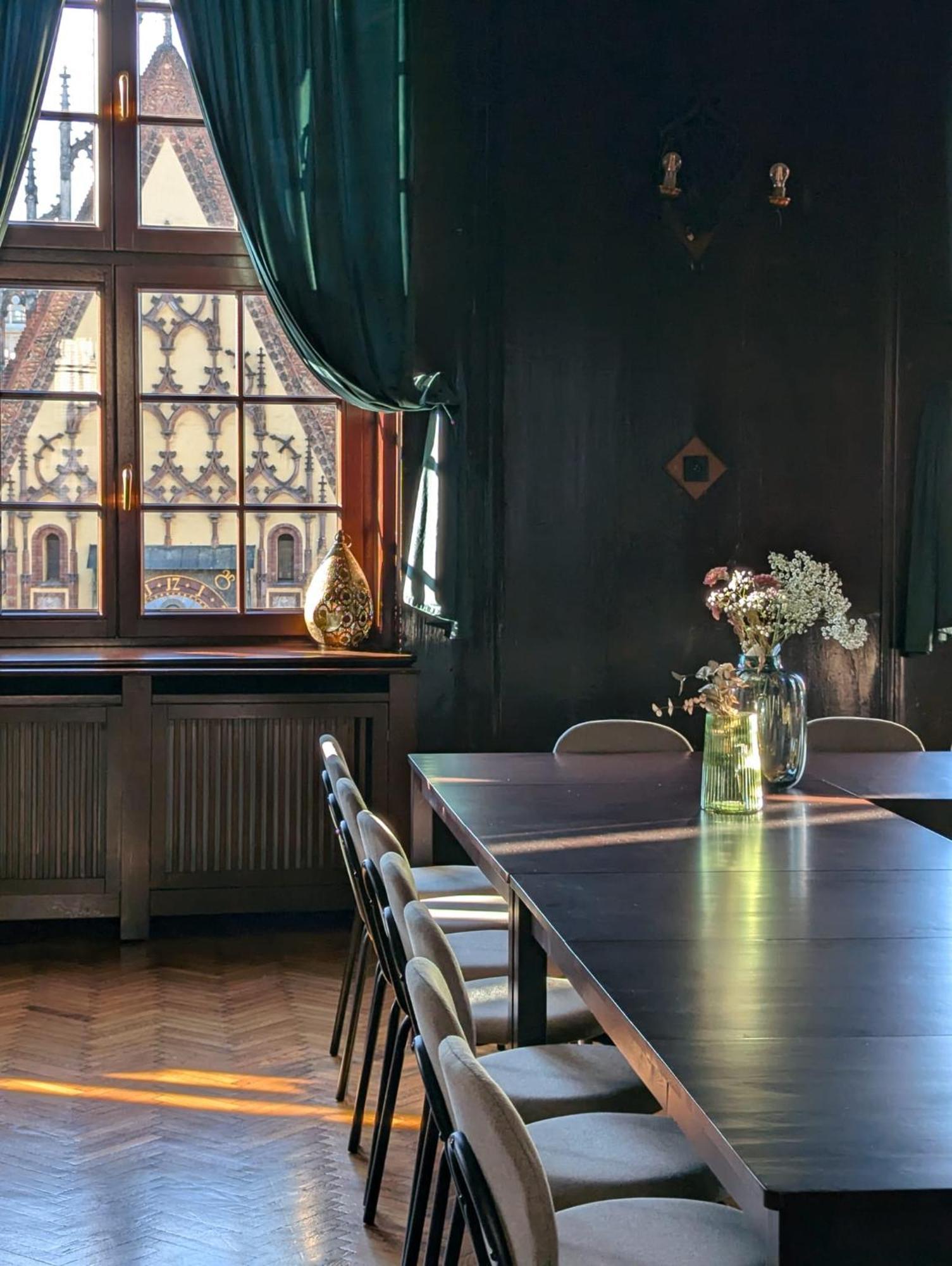 Rynek 30 Hostel Вроцлав Екстер'єр фото