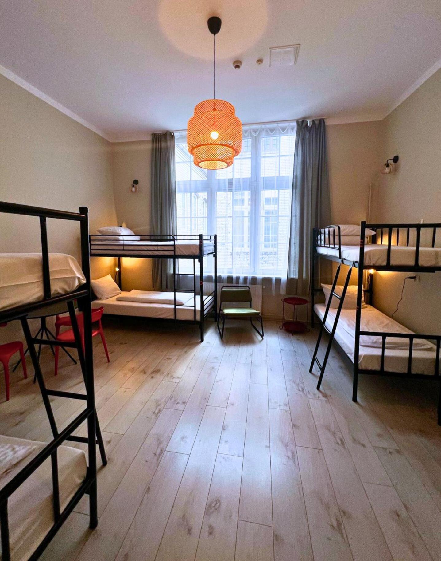 Rynek 30 Hostel Вроцлав Екстер'єр фото