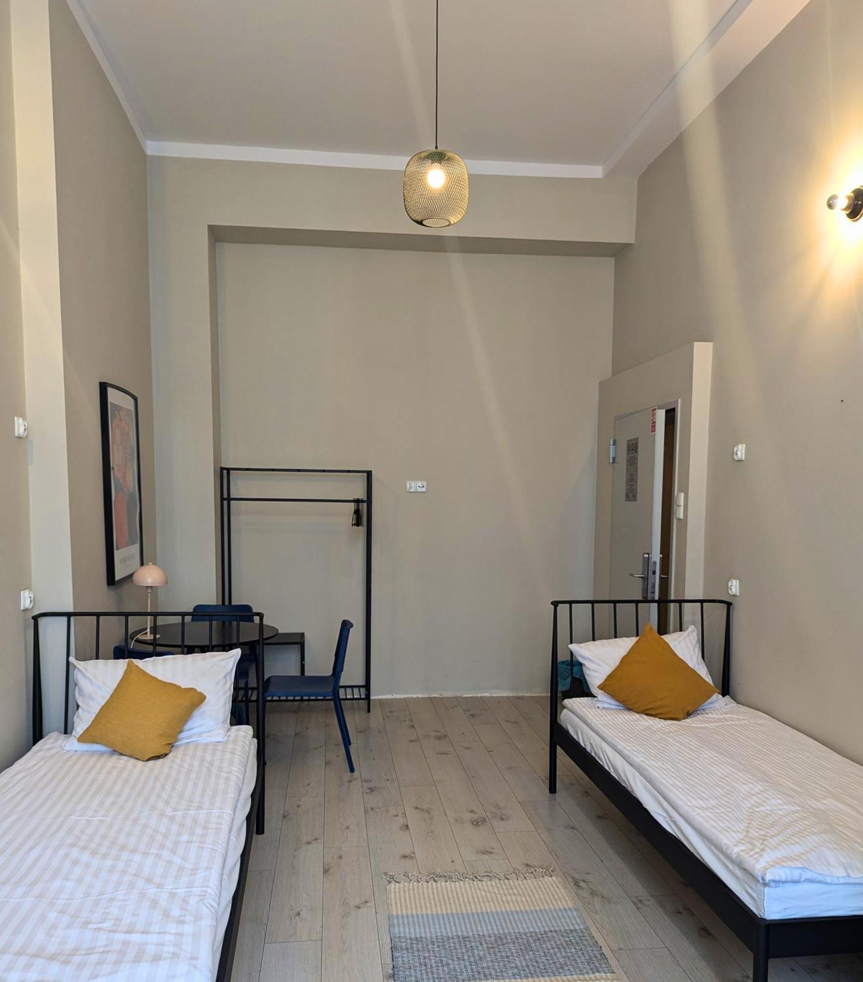 Rynek 30 Hostel Вроцлав Екстер'єр фото